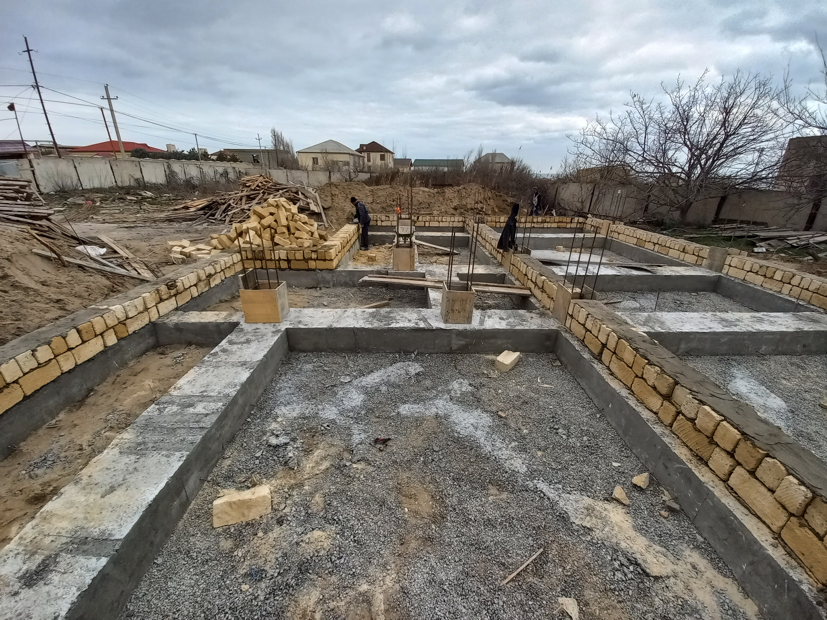 Novxani qəsəsbəsində davam eden fərdi yaşayış villası